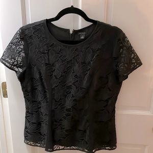 Like New Ann Taylor Lace Top, size 8